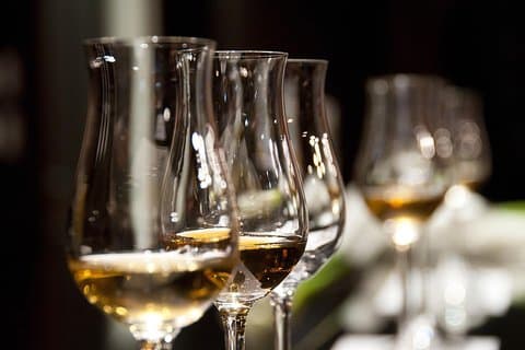 Visite à pied de Total Alicante, tapas et dégustation de vins