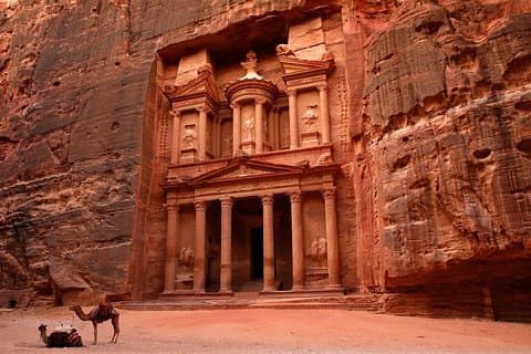 Petra and Wadi Rum 2 Days 1 Night Tour from Eilat Border