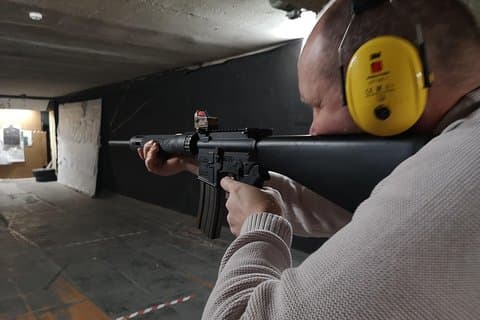 Riga Gun Range: Schießen mit Winchester, Glock17 & Kalaschnikow