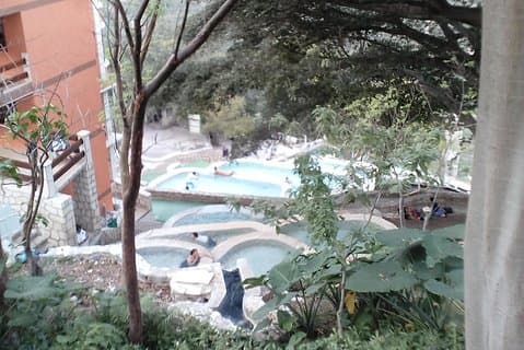 Grutas de Tulantongo hot spring