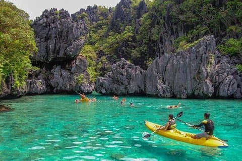El Nido Island Hopping Tour D with Lunch