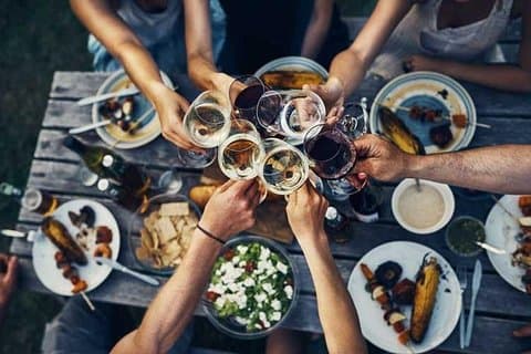 PRIVADO (7 horas): city tour em Budapeste e Szentendre com almoço e degustação de vinhos