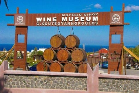 Tour do vinho em Santorini com guia privado, museu do vinho e degustação