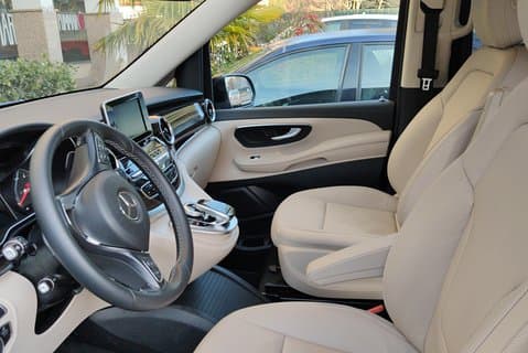 Servicios de taxi privado