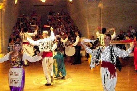 Folkloristische türkische Nacht in Kappadokien