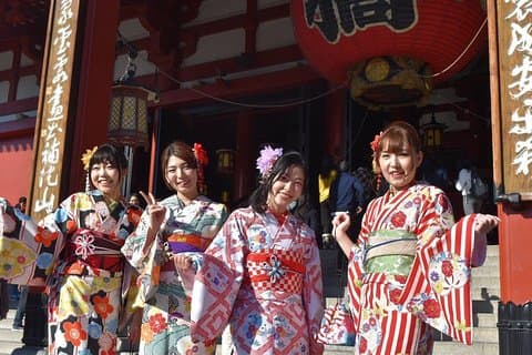 Kjør en rickshaw iført en kimono i Asakusa! Nyt ekte tradisjonell kultur!
