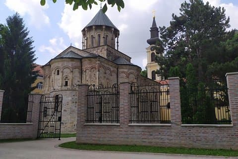 Klostre i Fruska Gora med Sremski Karlovci vinsmagning