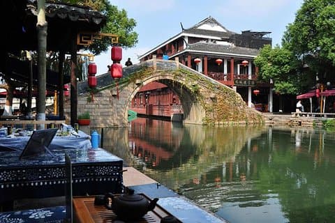 Besøk Suzhou hage og vannby på en dag