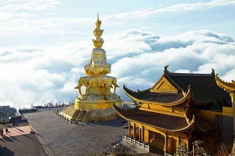 Privater Hin- und Rücktransfer zwischen Emei Shan und Chengdu City
