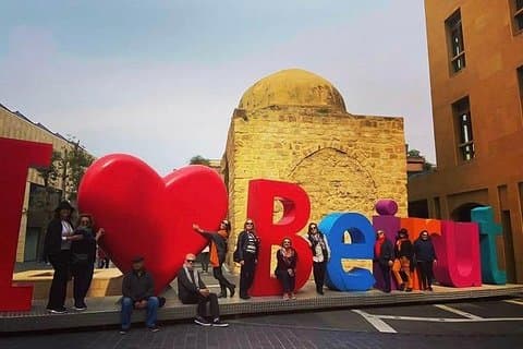 Coche y recorrido con guías brasileños con licencia en Beirut, Líbano. Precio por carro
