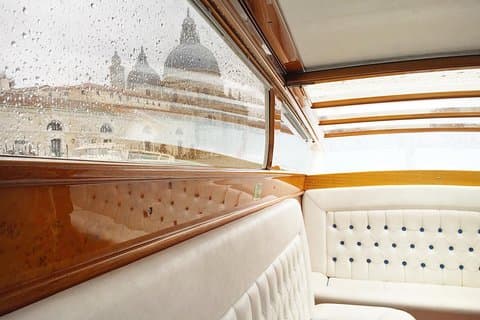 Trasferimento privato dall'hotel a Venezia All'aeroporto VCE