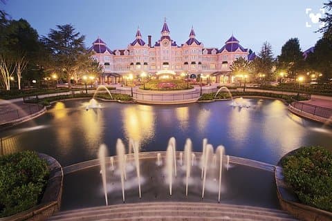 Traslado privado DESDE París a Disney