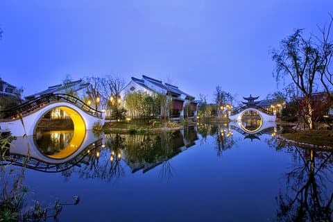Dagstur for at udforske det maleriske landskab og den guddommelige kultur i Hangzhou