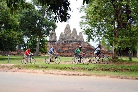 Excursão de bicicleta de um dia ao templo de Angkor saindo de Siem Reap, incluindo almoço