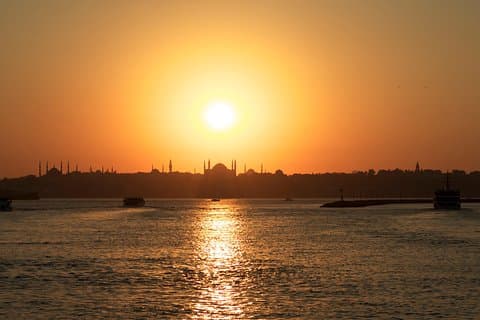Istanbul's New City Tour - Small Group