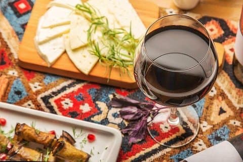Escapada de la ciudad en Batumi Pub Crawl