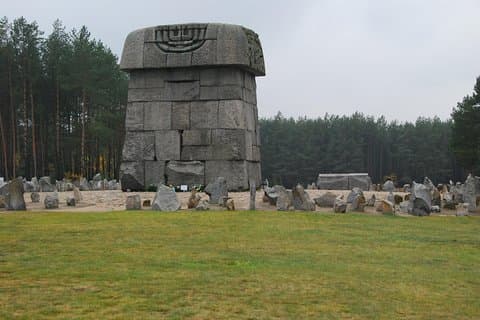 Treblinka - Tykocin - Lopuchowo Tour ab Warschau