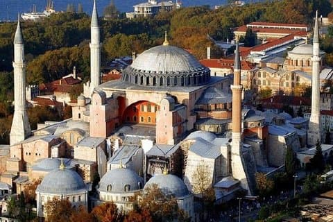 Istanbul Private Tour For Two Days By Walking (Old + New Cities)