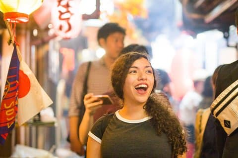 Opplev Izakaya med en minimattur i Tokyo