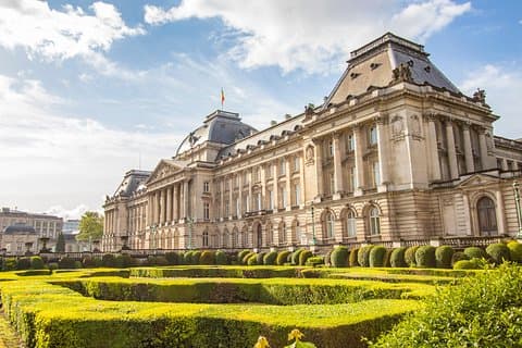 Oppdag Brussels Politics Scene med en lokal