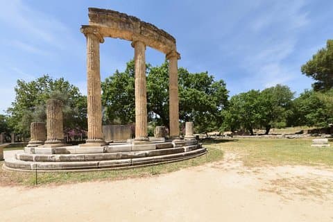 4-Days Argolis,Ancient Olympia,Delphi,Meteora private tour from Athens