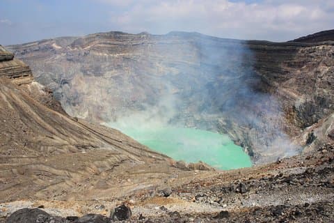 Privat minibuss tur til Mt.Aso og Kumamoto slott fra Fukuoka