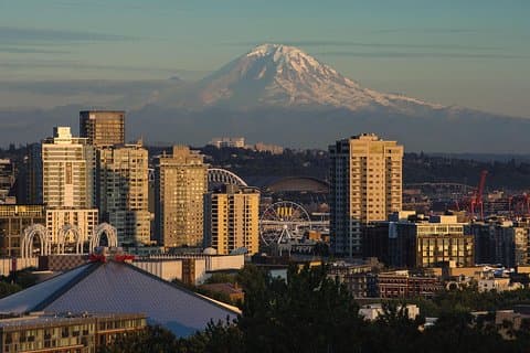 From Seattle: Private Seattle City Tour