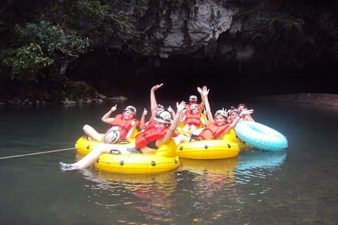 Anmeldelse af Thrill & Chill: Cave Tubing Tour