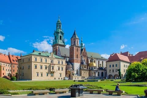 Privat transfer fra Berlin til Krakow, hotel-til-hotel, engelsktalende chauffør