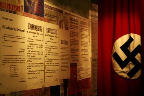 Schindler's Factory Museum & Jewish Ghetto Rundtur i liten grupp