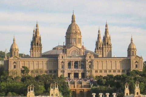 2h Visita privada ao Museu Nacional de Arte MNAC com ingressos