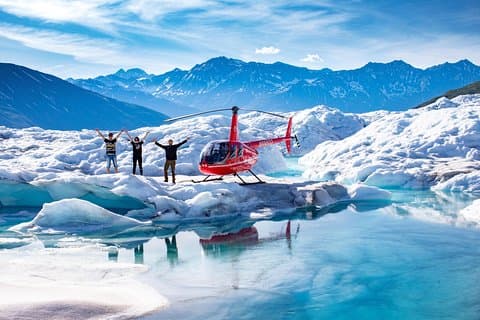 アンカレッジヘリコプターによる氷河着陸飛行（1時間）