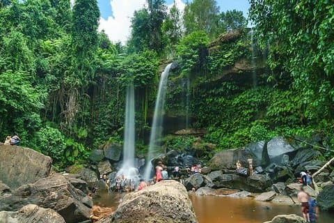 Phnom Kulen, 1000 Linga River und Waterfall Small Group Day - Machen Sie mit