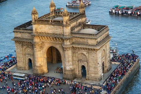 Kanheri Caves, Crawford Market, and Kala Ghoda Art District Tour