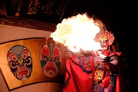 Sichuan Opera Show met Hotel Pickup