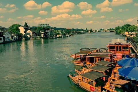 Visite privée d'une journée à Zhujiajiao et aux icônes de Shanghai