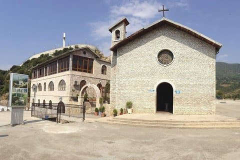 Halvdags pilegrimstur til St. Anthonys kirke fra Tirana