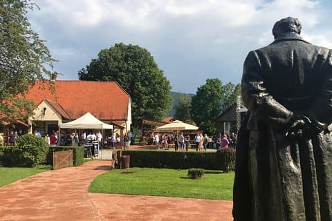 Kumrovec: Kroatiska Ethno Village & Josip Broz Titos födelseplats