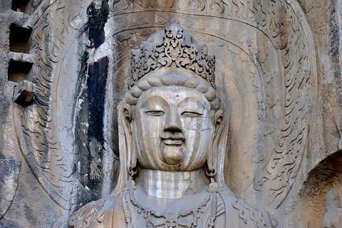 Privat transfer från Zhengzhou till Luoyang Longmen Grottoes