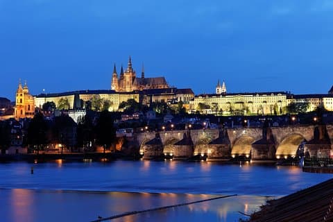 Visite de la ville de Prague : vieille et nouvelle ville