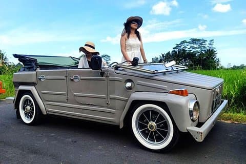 Bali heldags Uluwatu Sunset Tour av VW Safari Classic Car