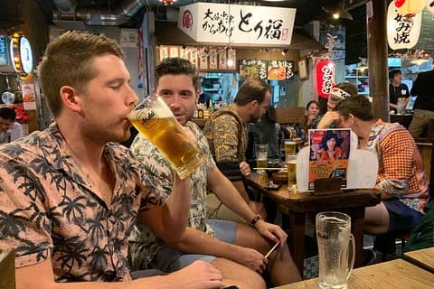 Osaka:Privétour met eten en drinken in Namba