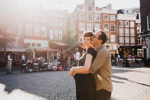 Recuerdos para la vida: sesiones fotográficas en Amsterdam con un fotógrafo profesional