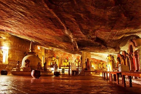 Sigiriya en Dambulla All Inclusive Tour vanuit Colombo of Negombo
