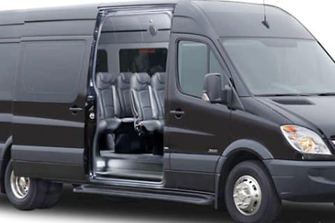 Private VAN New York City flyplass ankomst transfer