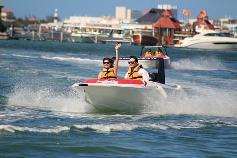 Den mest Intrepid Speedboat Adventure i Cancun Snorkel inkluderet