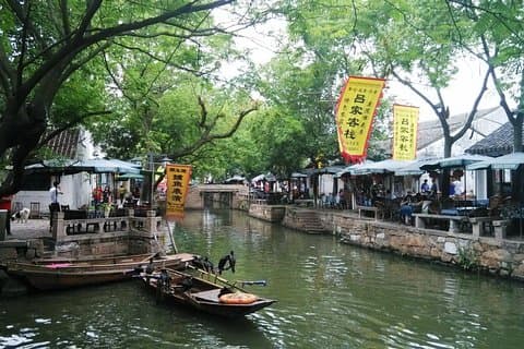 Suzhou privat tur med Tongli Town Boat Tour, papirskjæring og vegetarisk lunsj