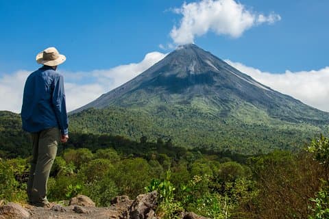 Hanging Bridges-Fortuna Waterfall-Lunch-Arenal Vol. Hike & Baldí.