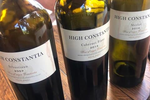 Tour privado en vino Constantia en vehículo eléctrico Lux o 7 plazas