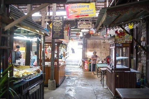 Chachoengsao heldagstur fra Bangkok: Lord Ganesha Temple & BAT at Temple